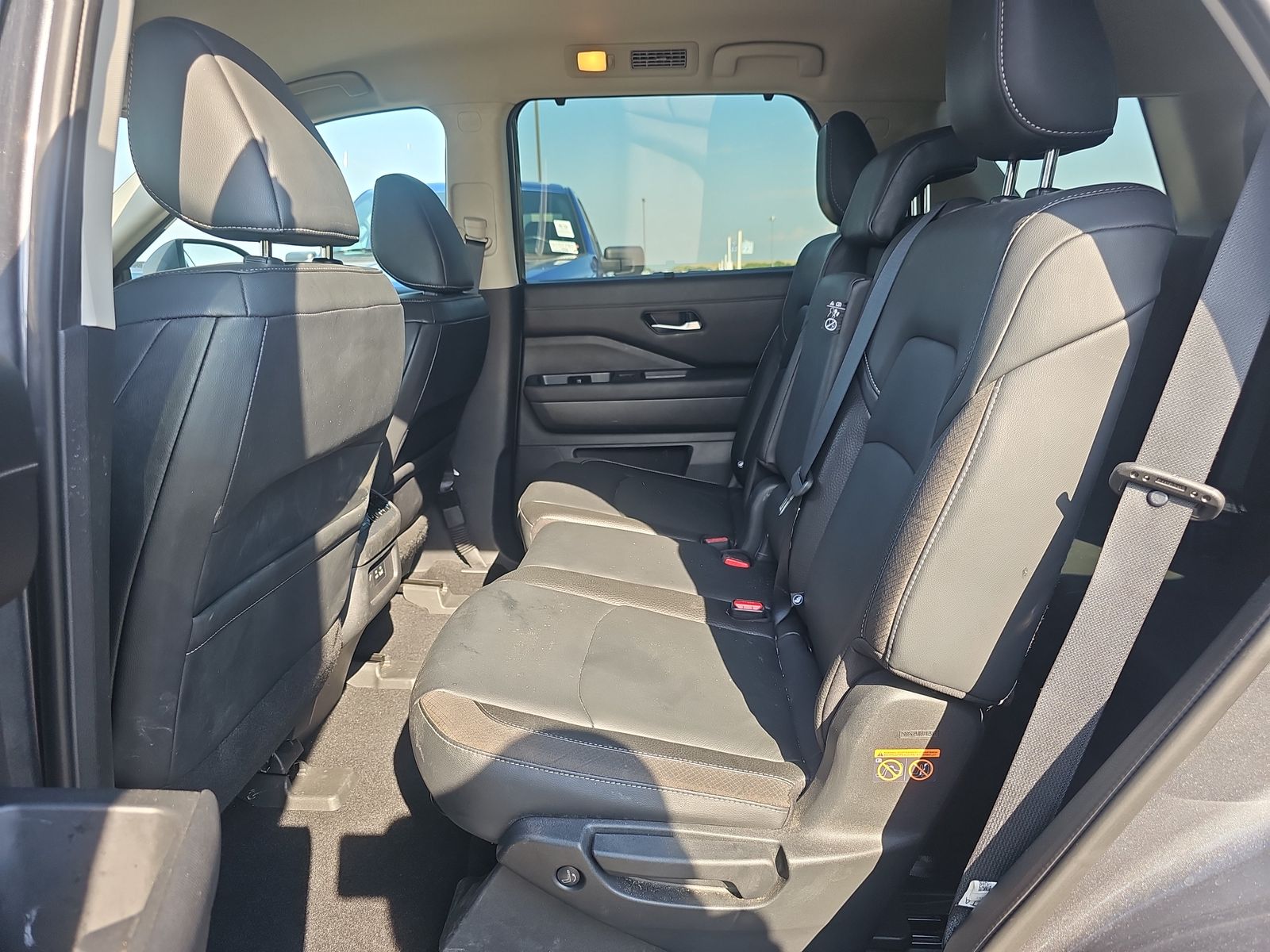 2022 Nissan Pathfinder SL AWD