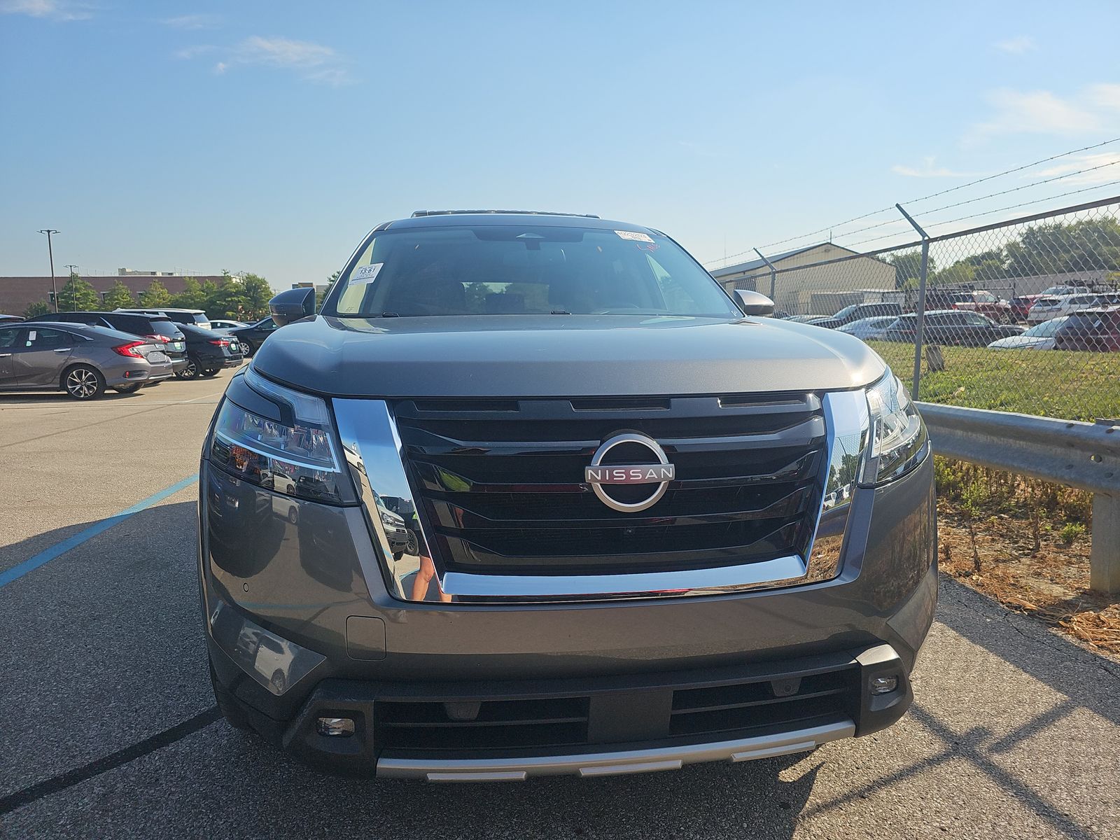 2022 Nissan Pathfinder SL AWD
