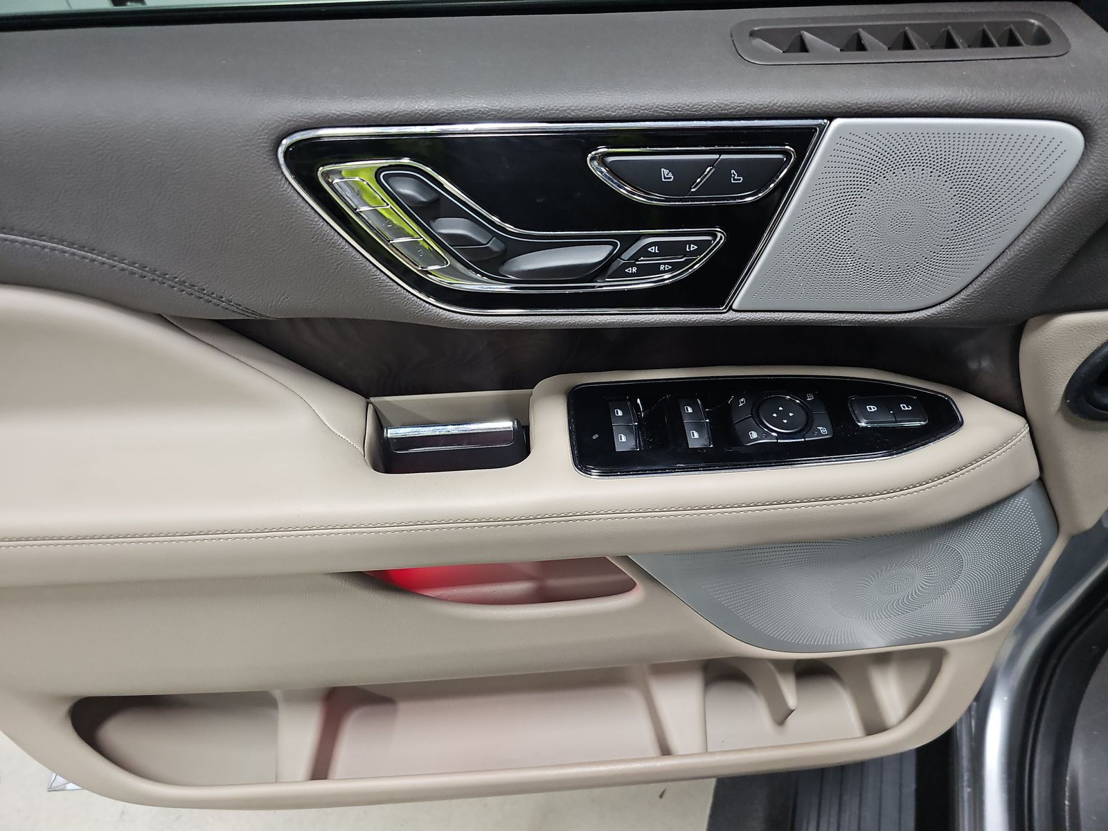 2022 Lincoln Navigator L Reserve RWD