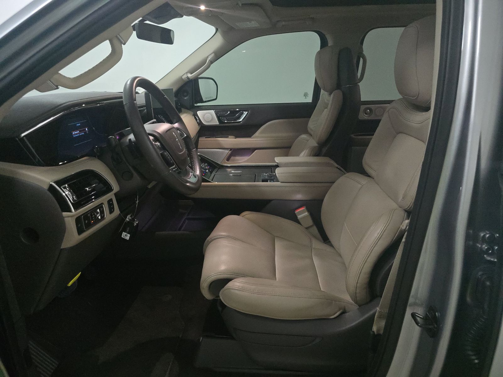 2022 Lincoln Navigator L Reserve RWD