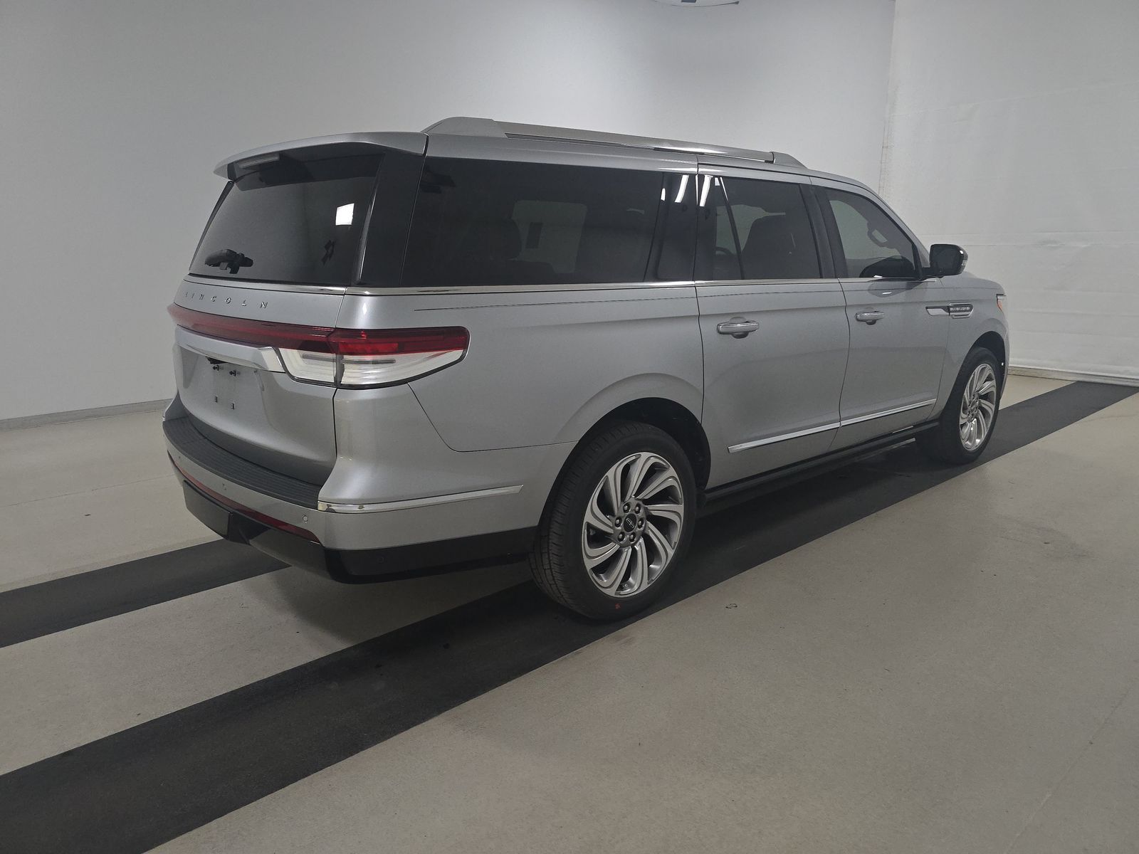 2022 Lincoln Navigator L Reserve RWD