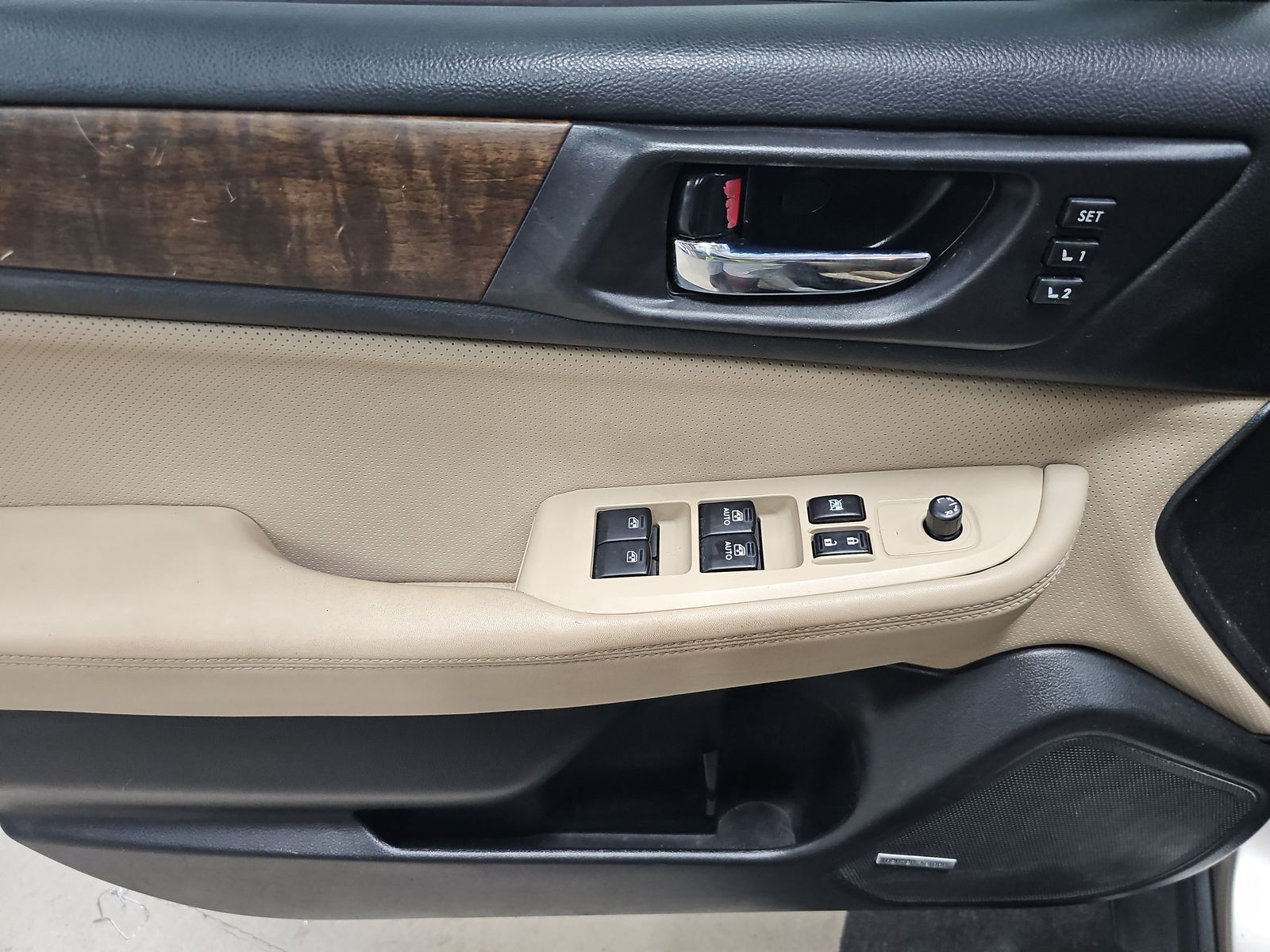 2016 Subaru Outback 2.5i Limited AWD