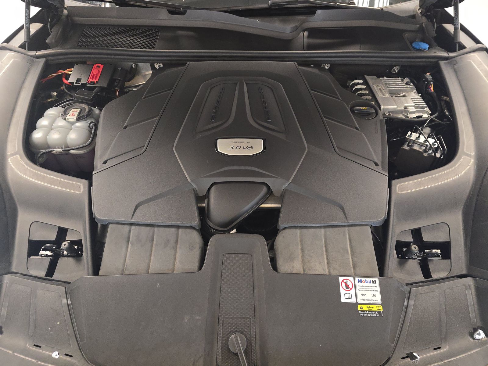 2023 Porsche Cayenne Base AWD