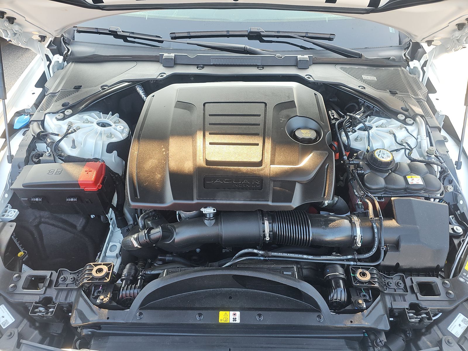 2024 Jaguar XF R-Dynamic SE RWD