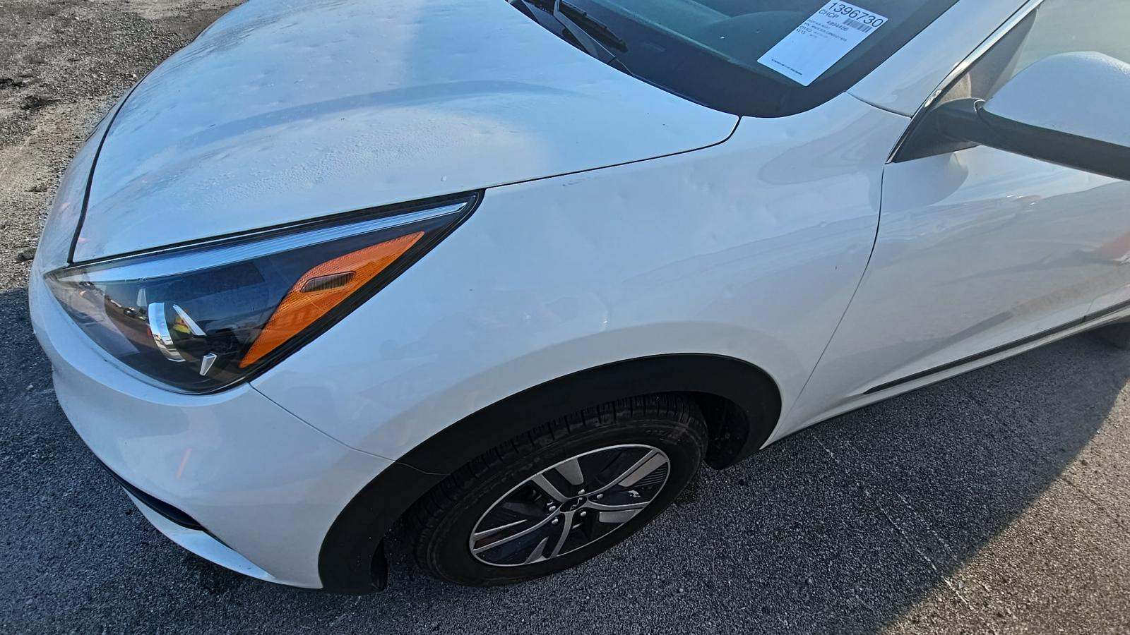 2022 Kia Niro LXS SE FWD