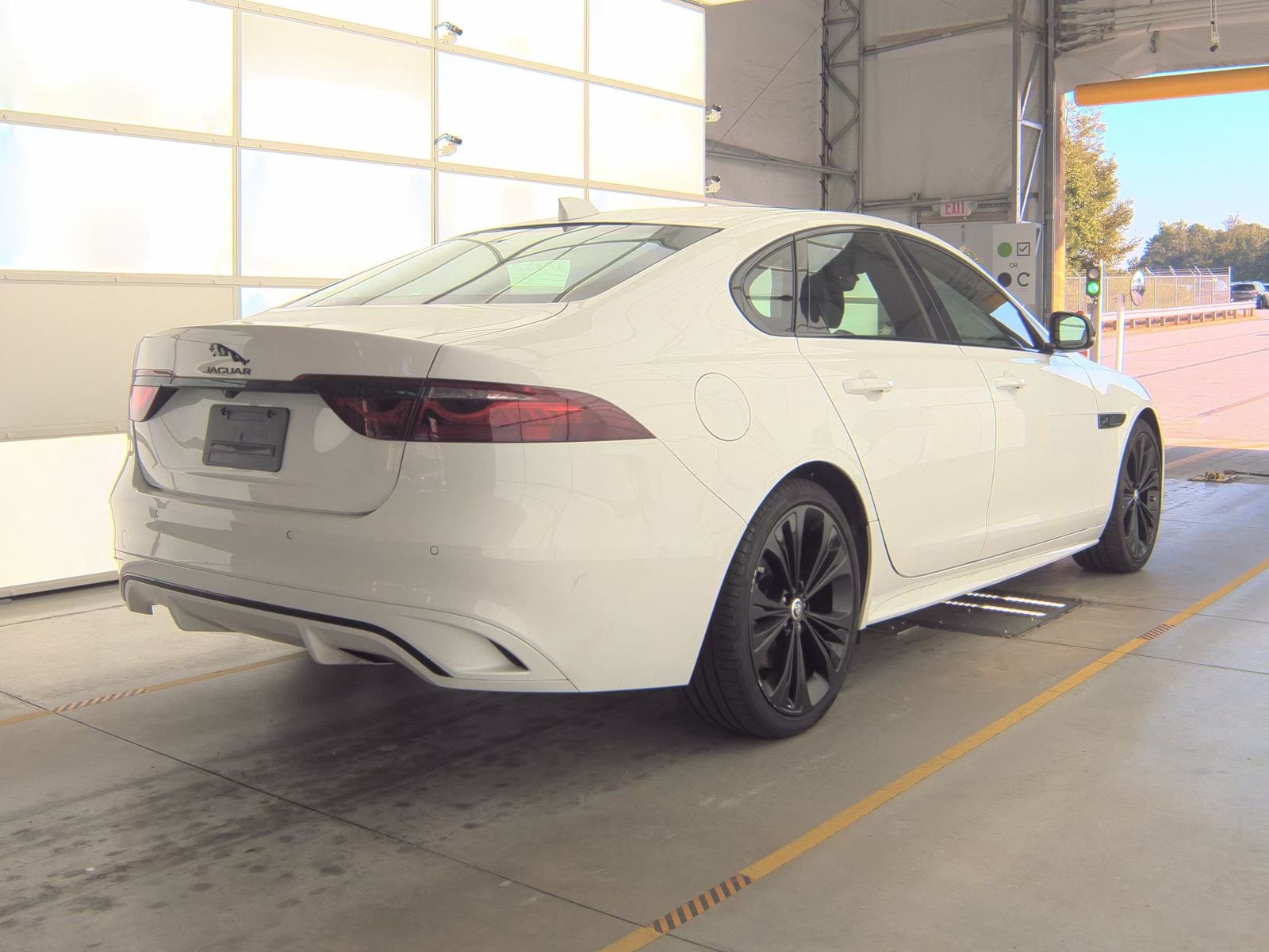2024 Jaguar XF R-Dynamic SE RWD