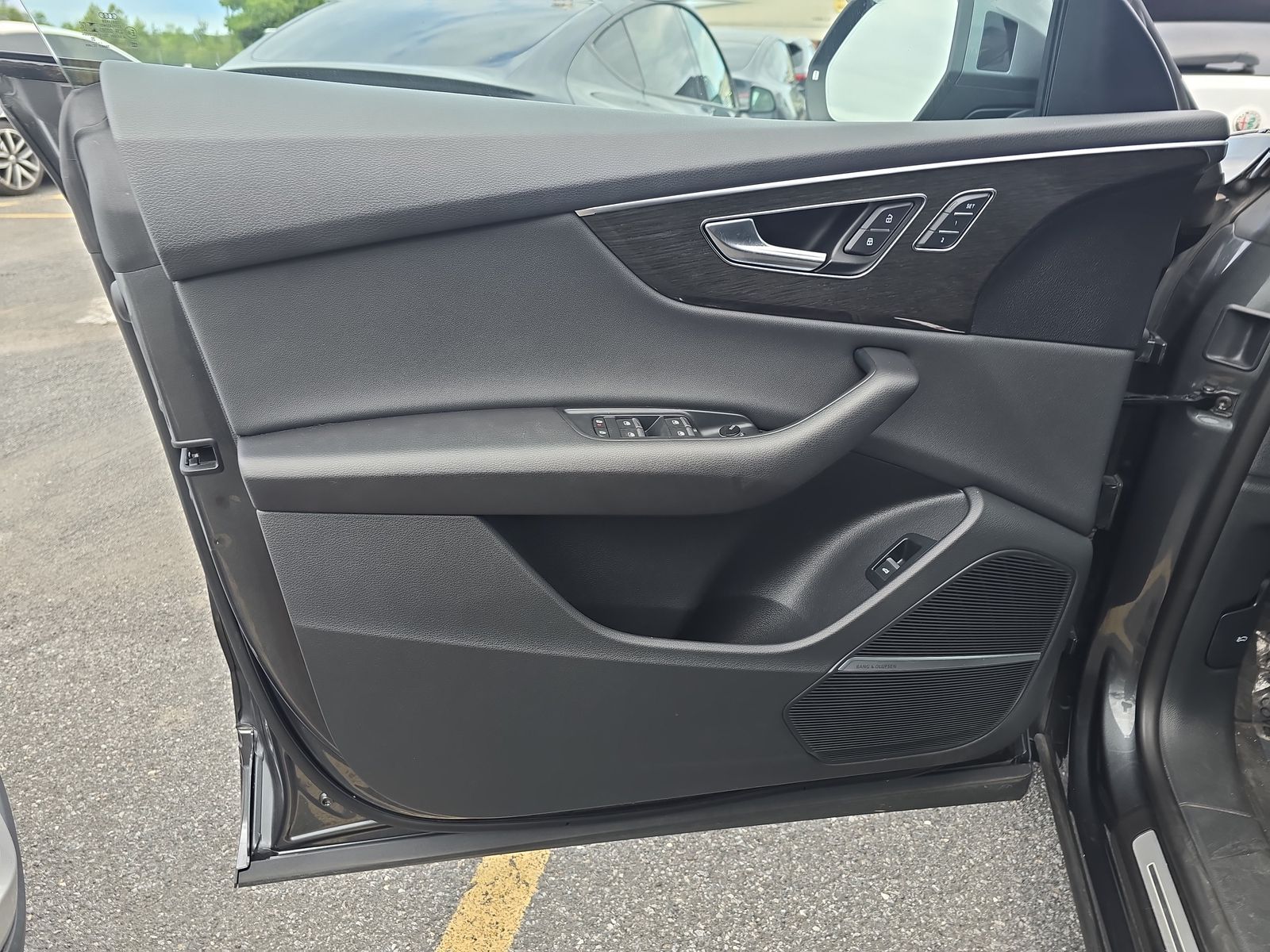 2020 Audi Q8 Premium Plus AWD