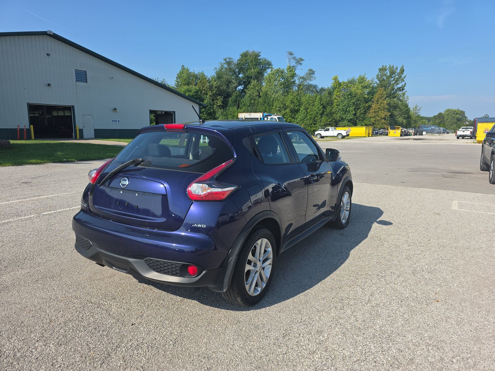 2016 Nissan JUKE S AWD