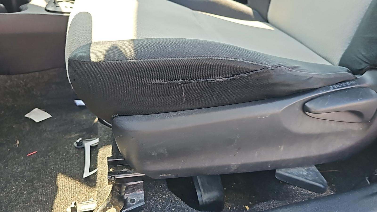 2014 Toyota Yaris L FWD