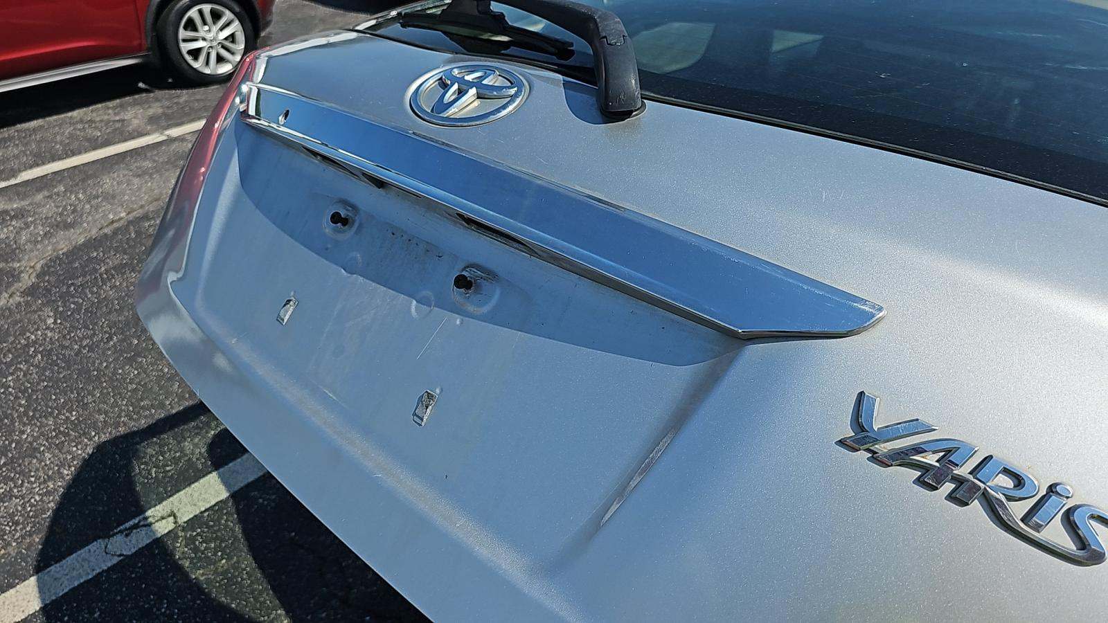 2014 Toyota Yaris L FWD