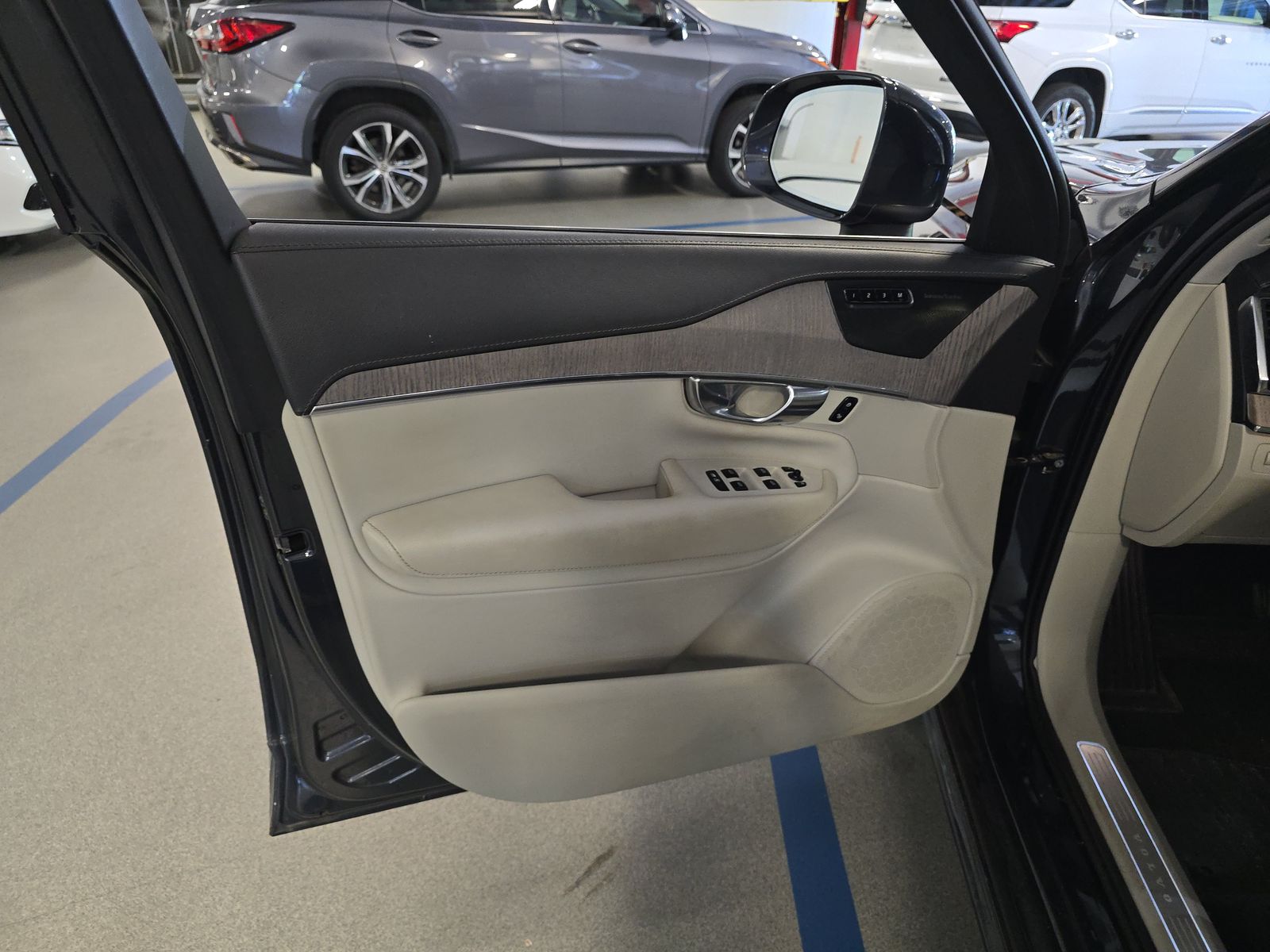 2021 Volvo XC90 T6 Inscription AWD