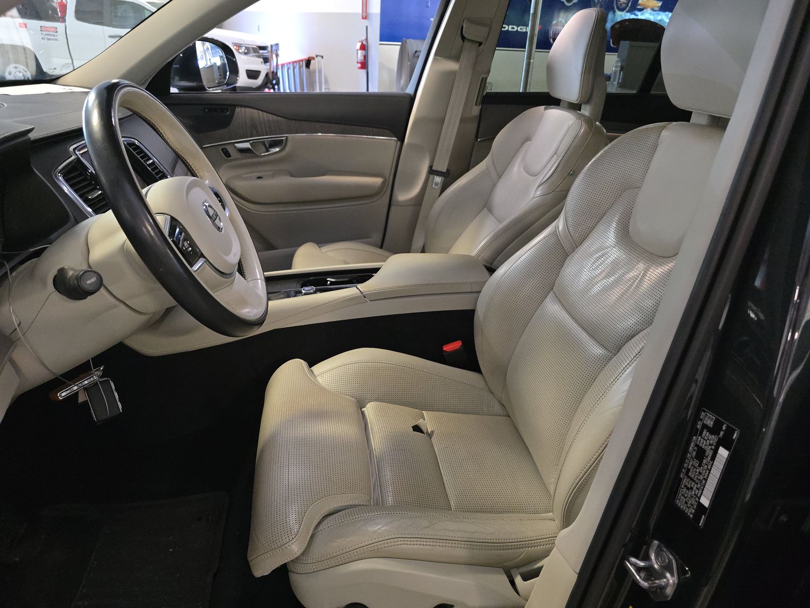 2021 Volvo XC90 T6 Inscription AWD