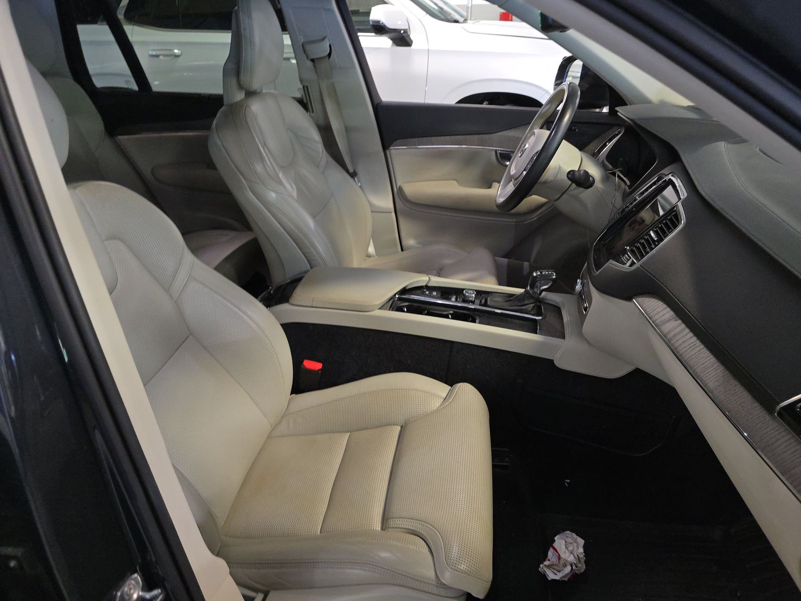 2021 Volvo XC90 T6 Inscription AWD