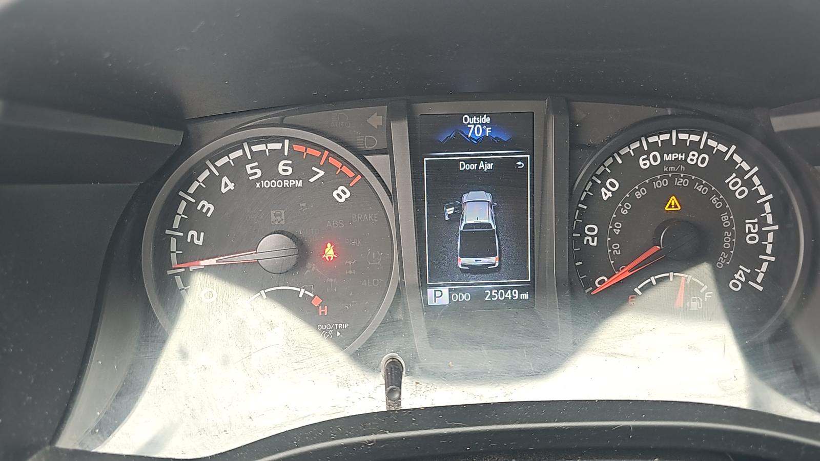 2022 Toyota Tacoma SR AWD