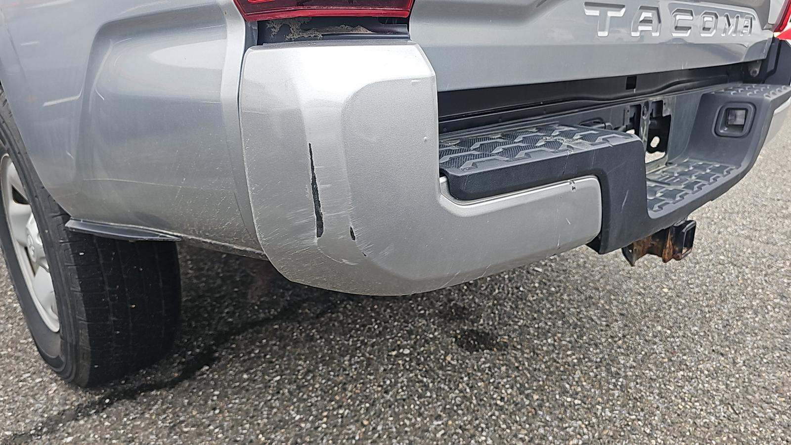 2022 Toyota Tacoma SR AWD