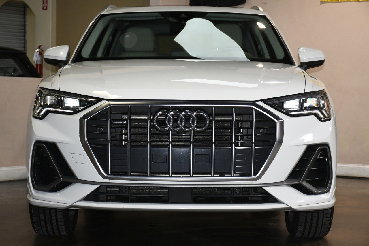 2022 Audi Q3 2.0T S line Premium Plus