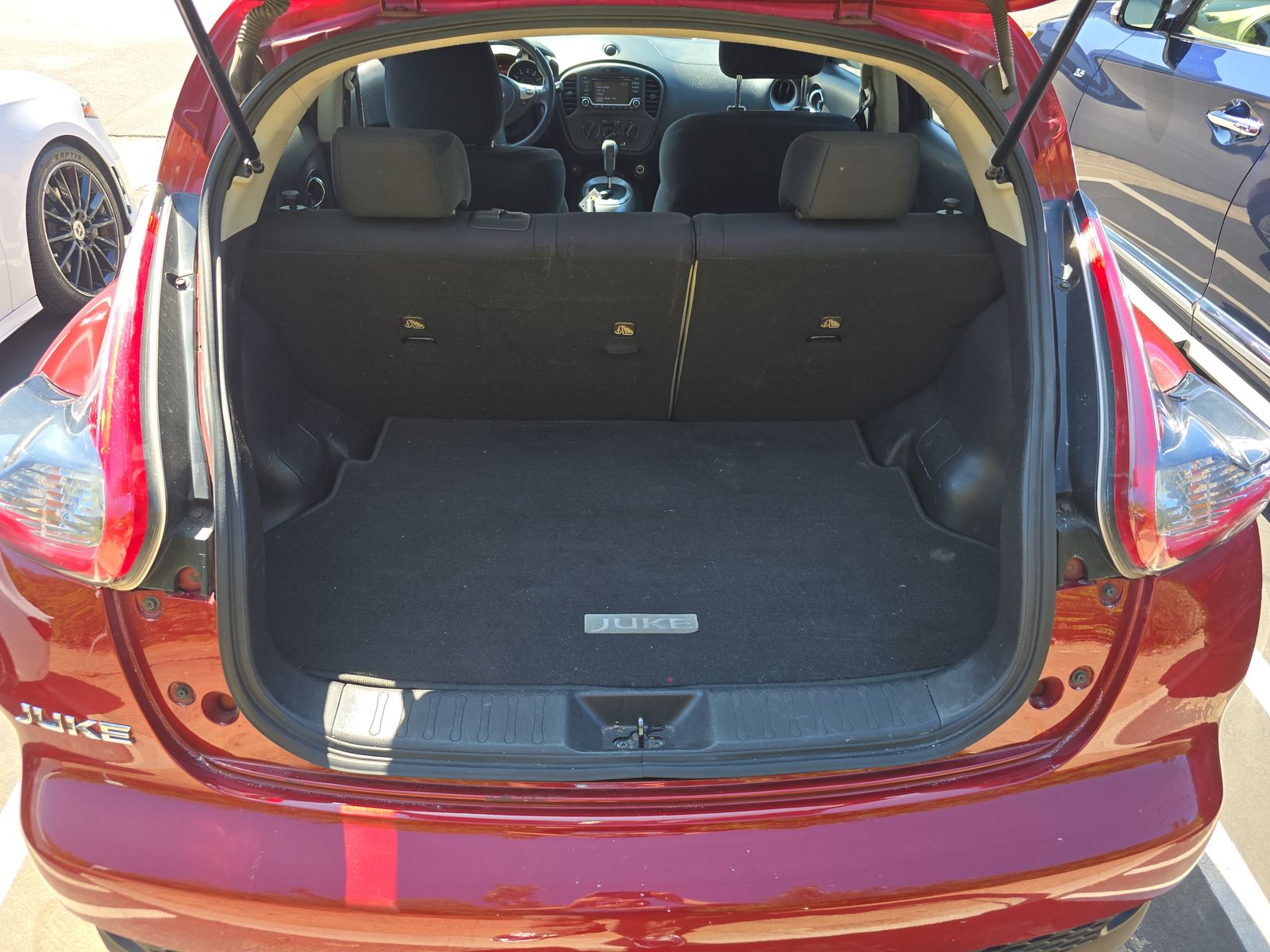 2017 Nissan JUKE S FWD