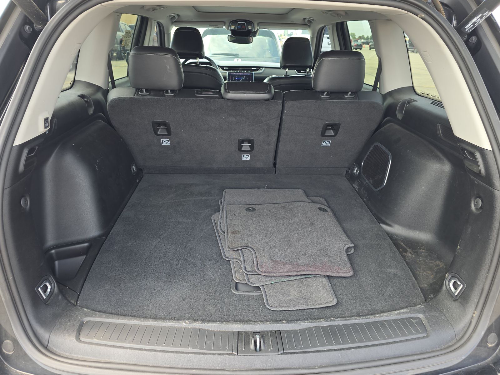 2022 Jeep Grand Cherokee Limited AWD