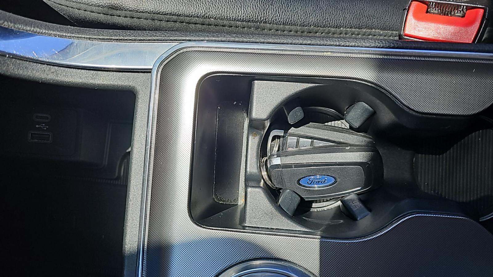 2024 Ford Edge Titanium AWD