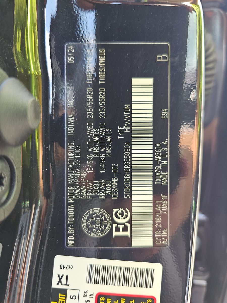 2024 Toyota Highlander Platinum AWD