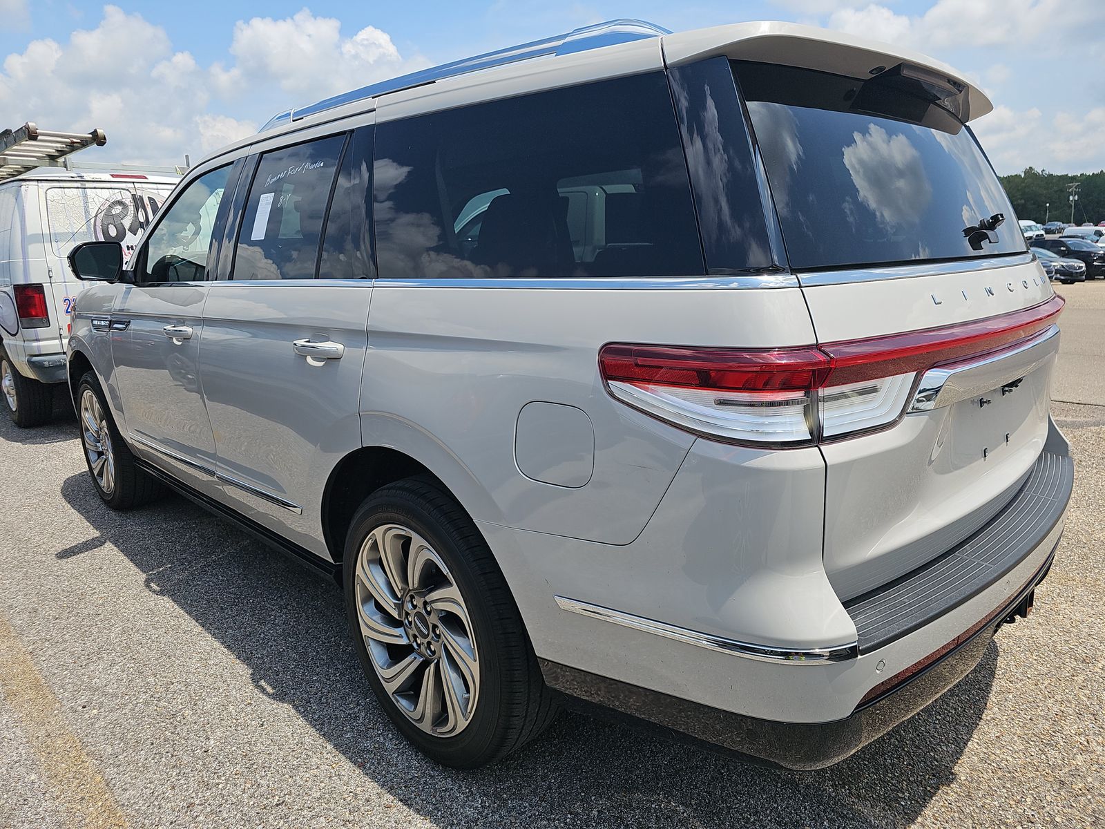 2023 Lincoln Navigator Reserve RWD