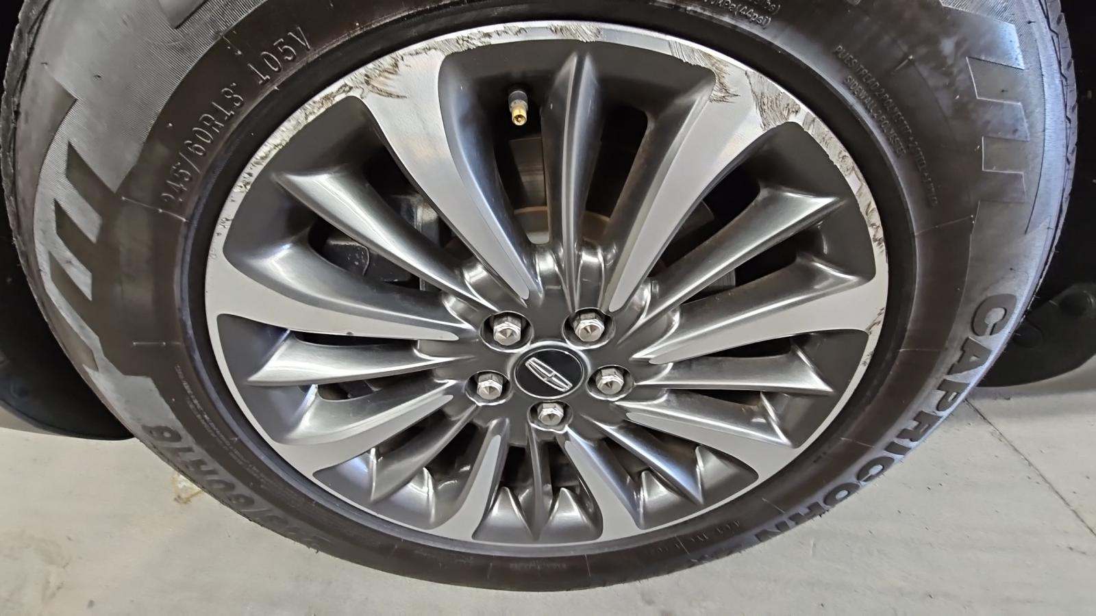2022 Lincoln Nautilus Standard AWD