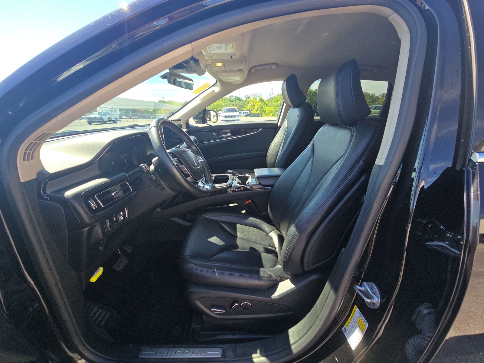 2022 Lincoln Nautilus Standard AWD
