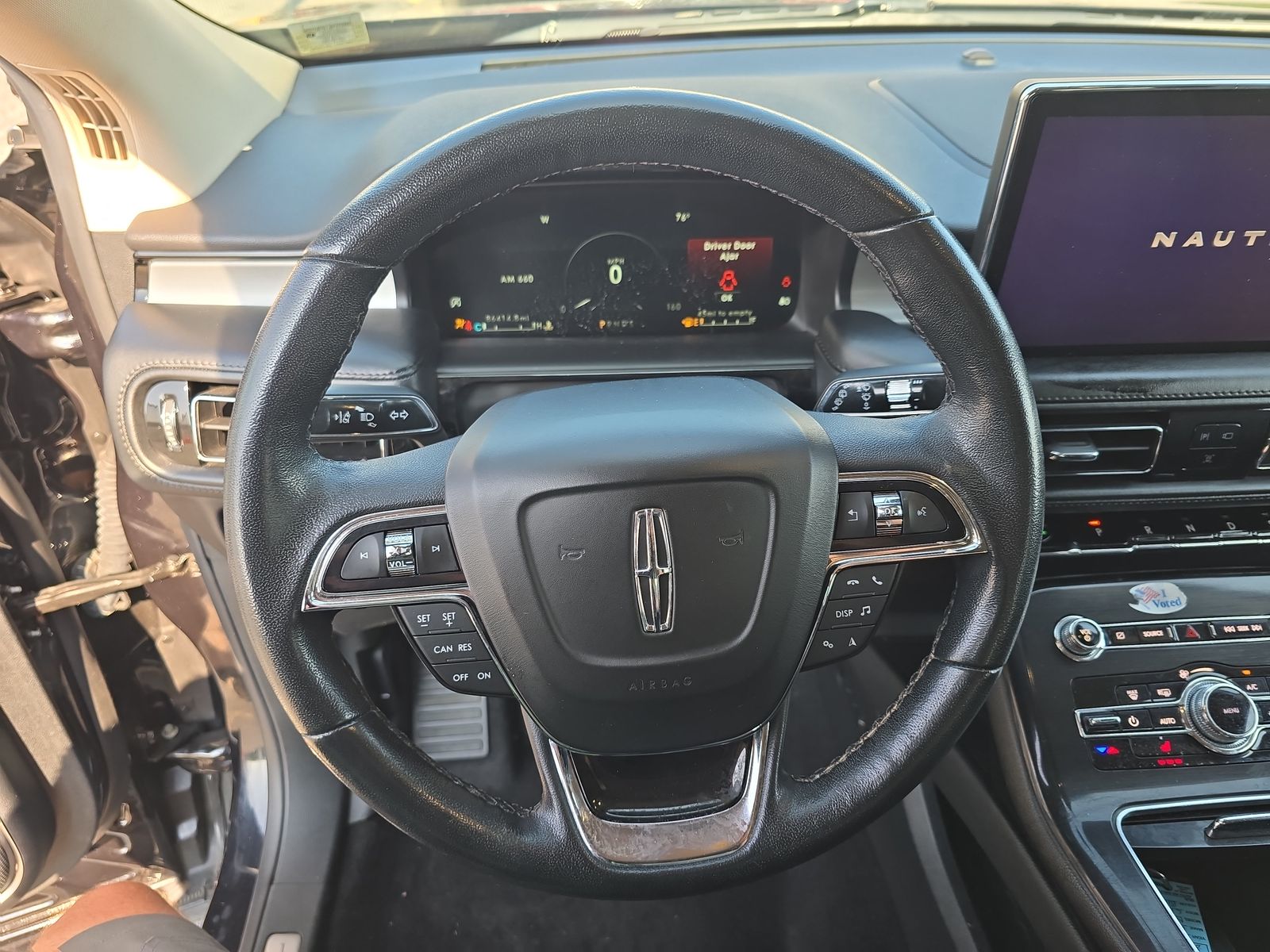 2022 Lincoln Nautilus Standard AWD