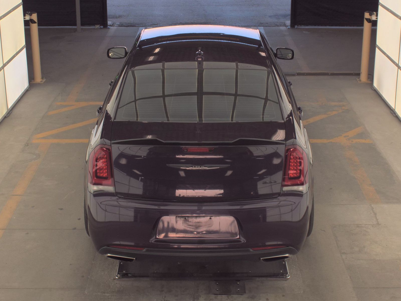 2021 Chrysler 300 Touring RWD