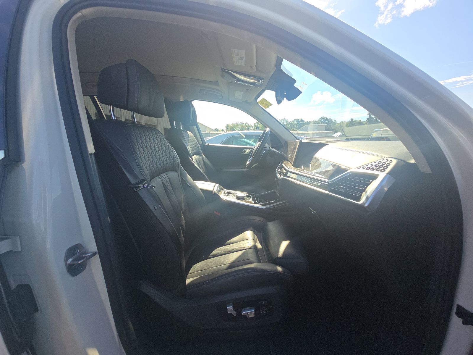 2024 BMW X7 xDrive40i AWD