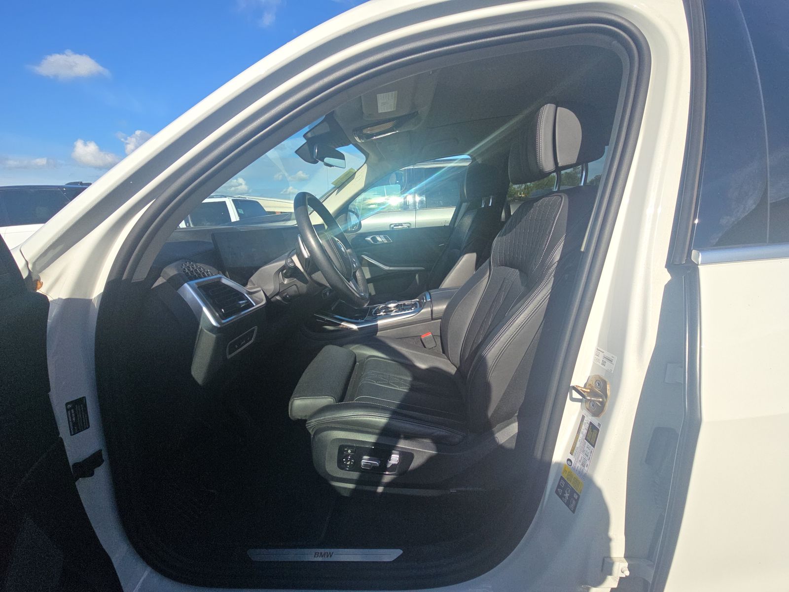 2024 BMW X7 xDrive40i AWD