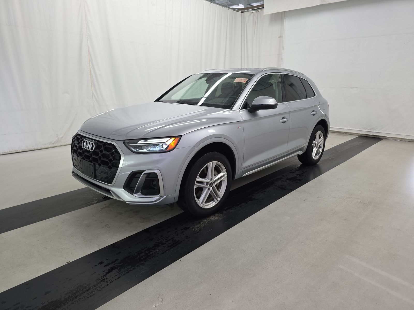 2024 Audi Q5 e Plug-In Hybrid S line Premium AWD