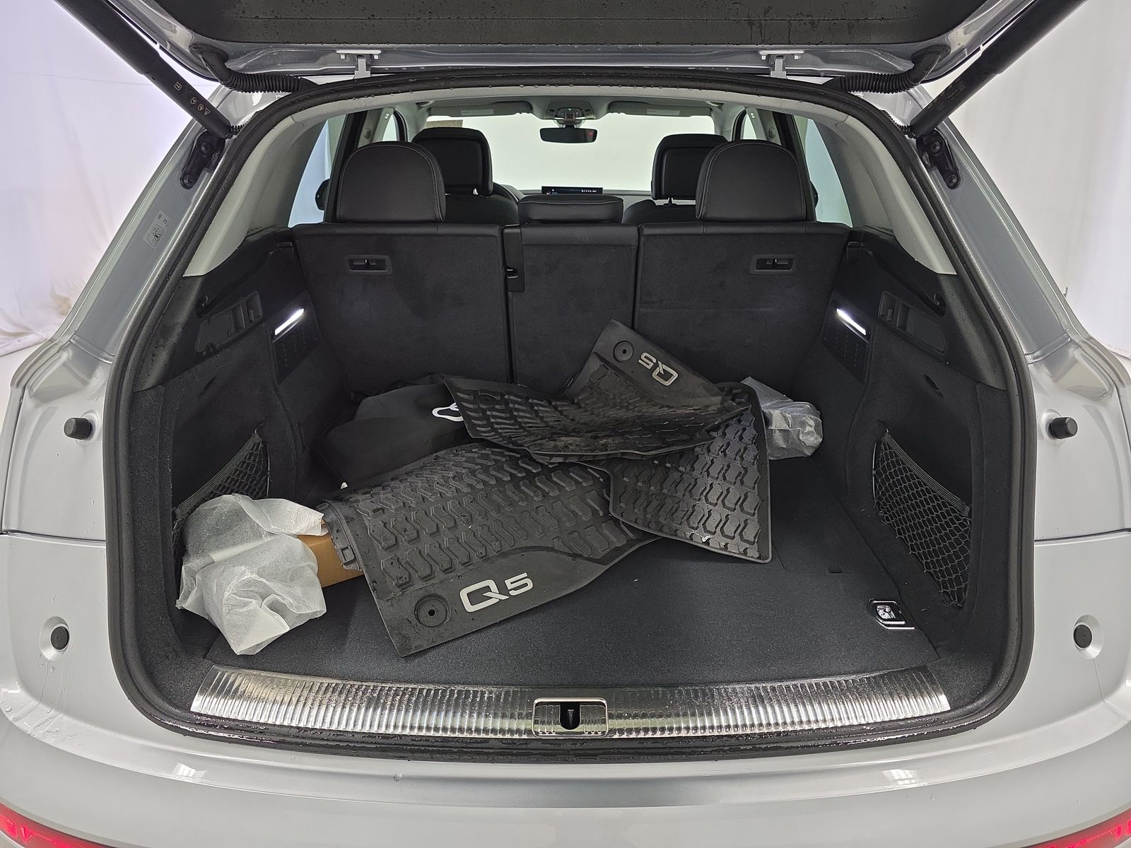 2024 Audi Q5 e Plug-In Hybrid S line Premium AWD