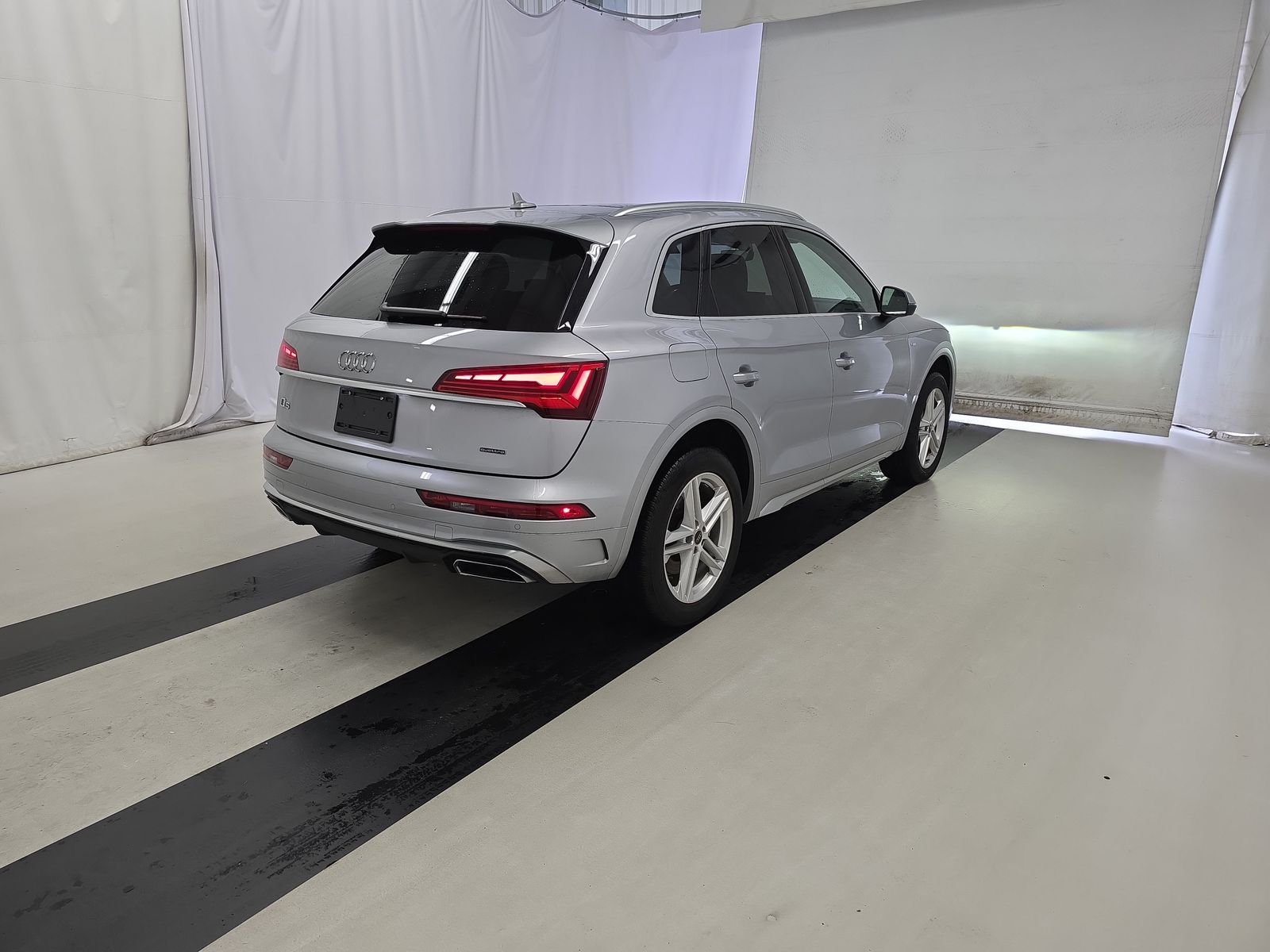 2024 Audi Q5 e Plug-In Hybrid S line Premium AWD