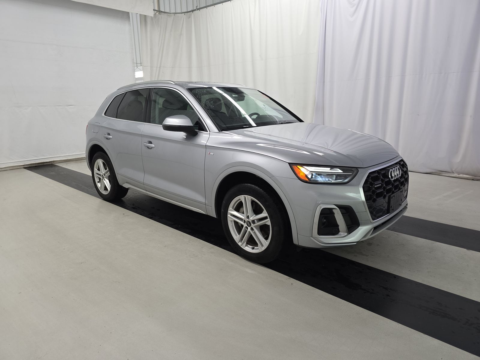 2024 Audi Q5 e Plug-In Hybrid S line Premium AWD