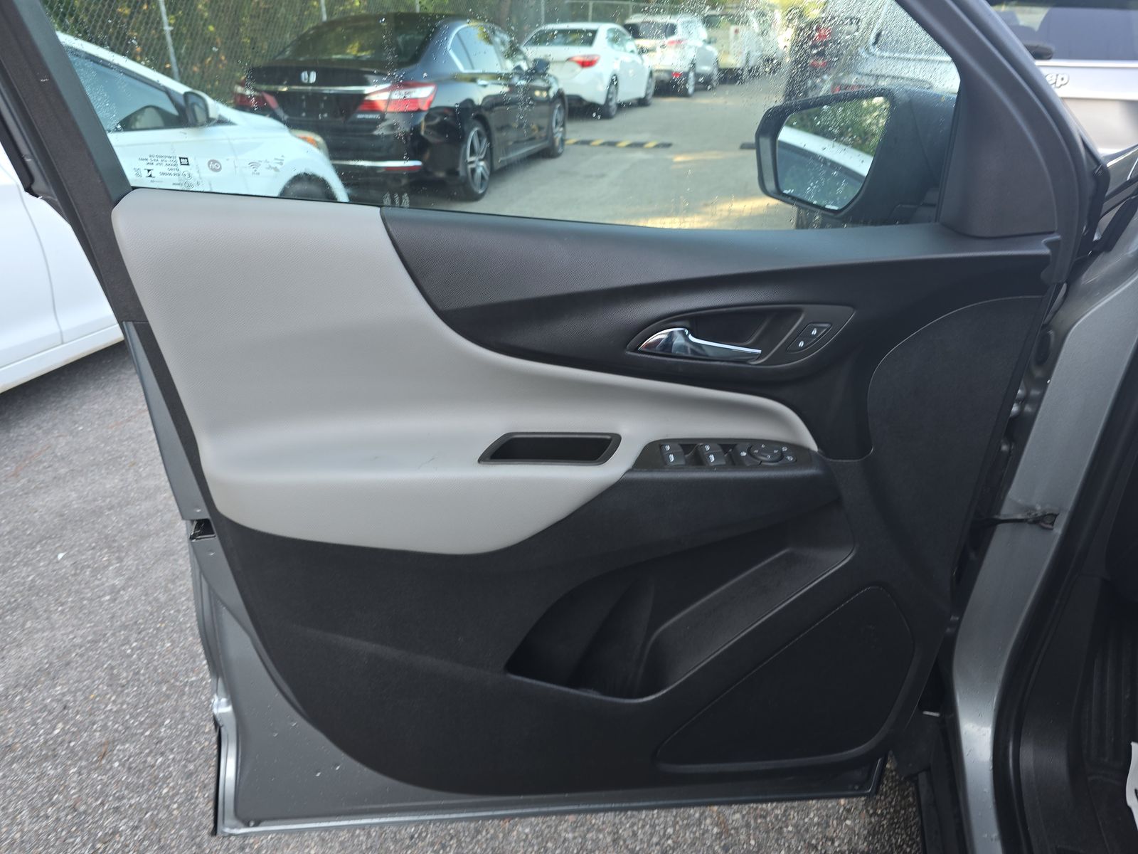 2023 Chevrolet Equinox LS FWD