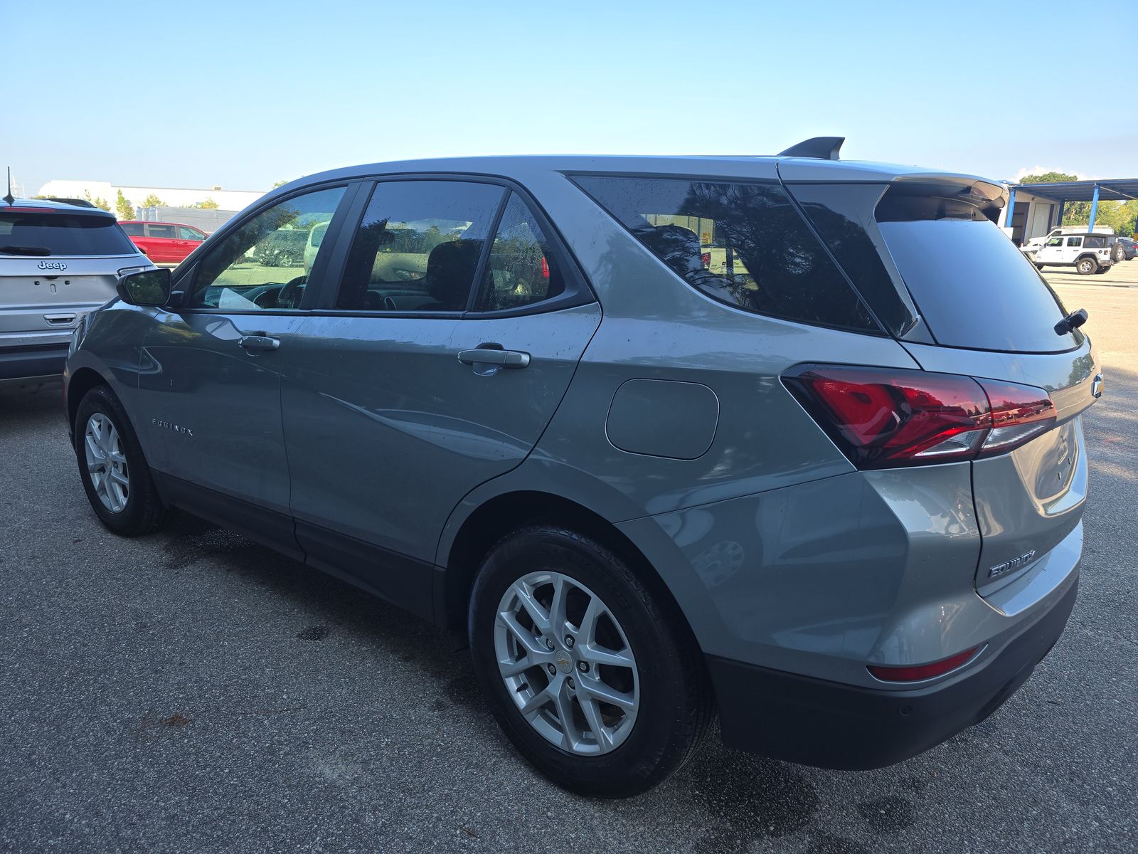 2023 Chevrolet Equinox LS FWD