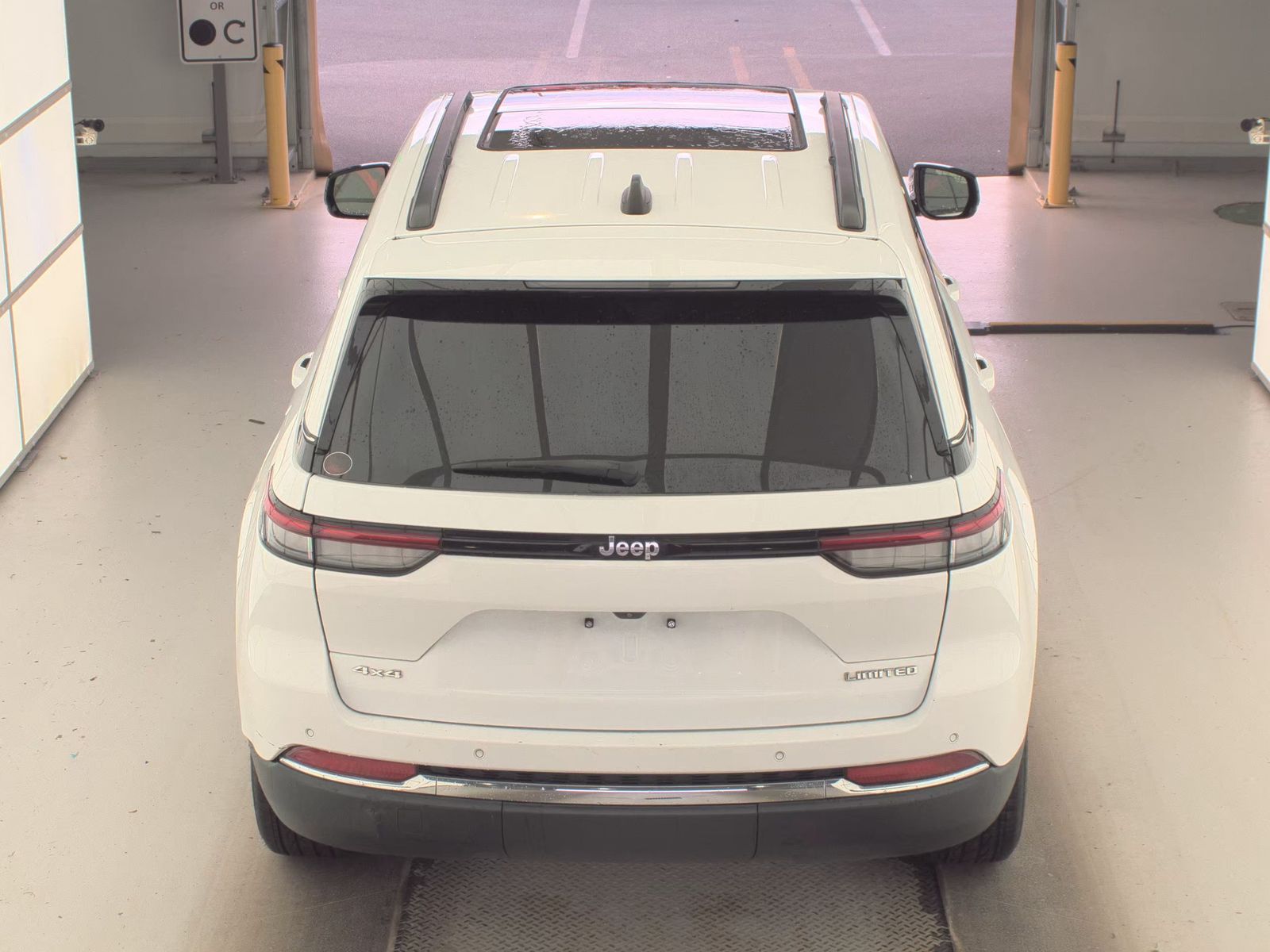 2022 Jeep Grand Cherokee Limited AWD