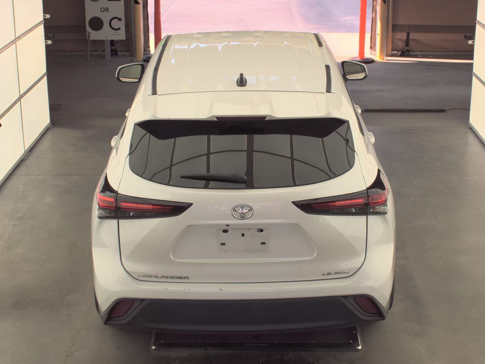 2024 Toyota Highlander LE AWD