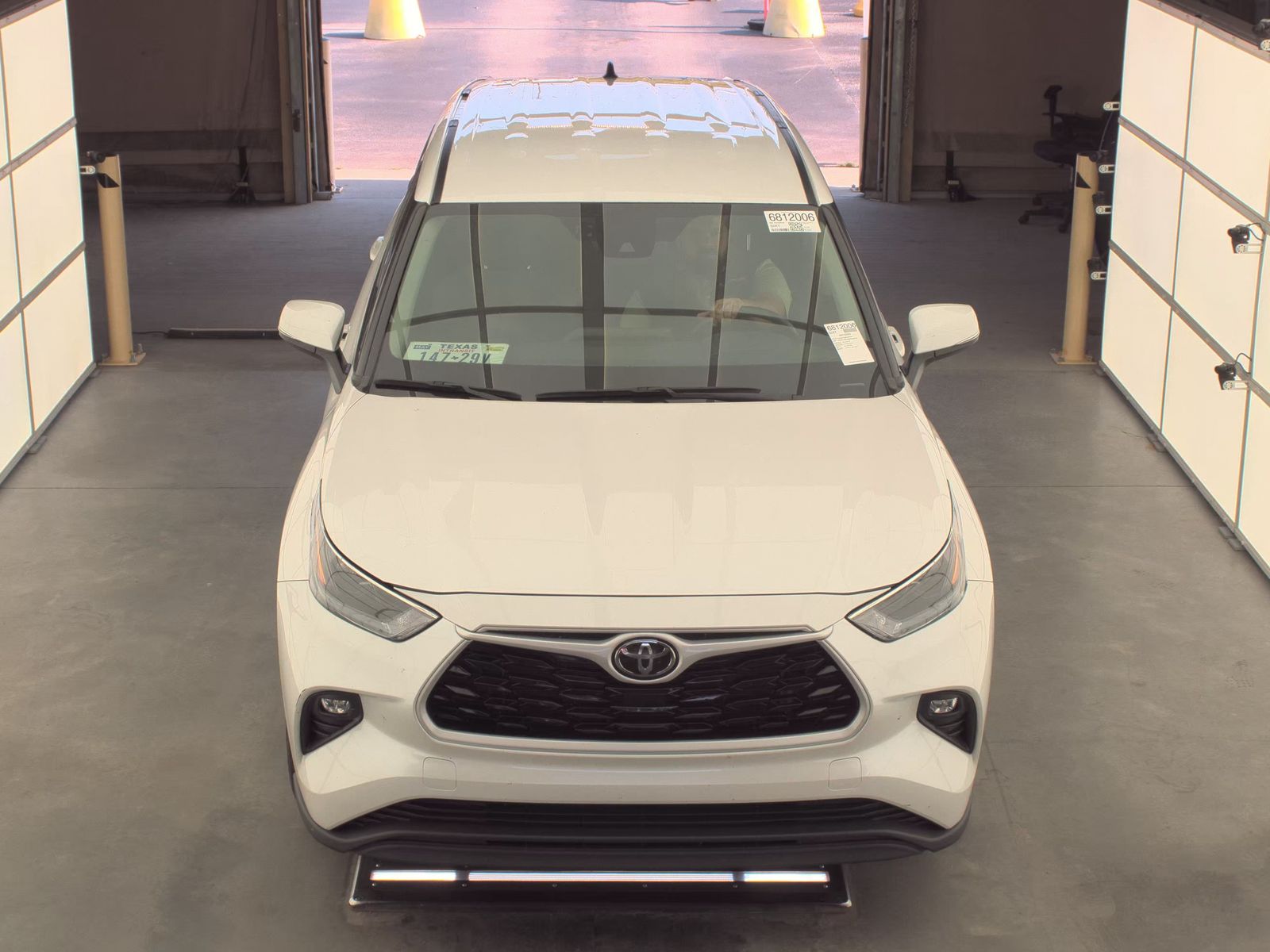 2024 Toyota Highlander LE AWD