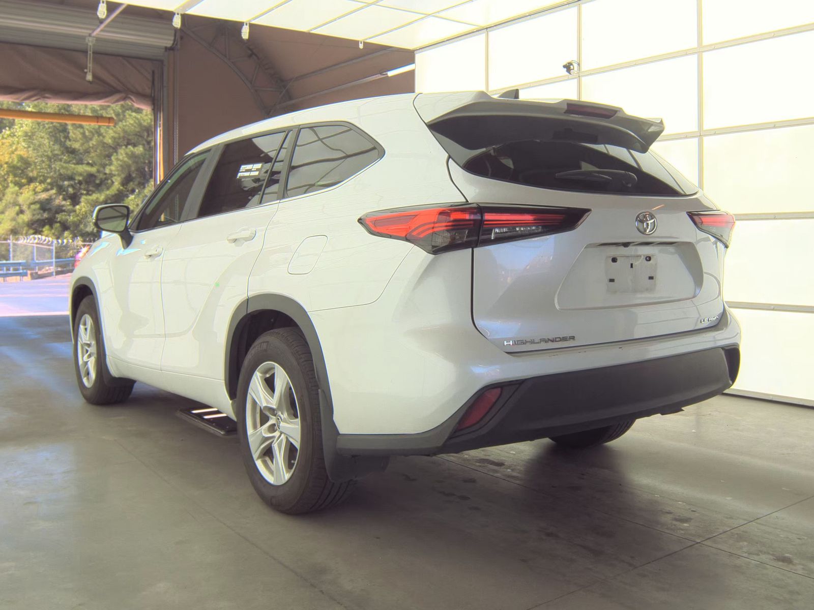 2024 Toyota Highlander LE AWD