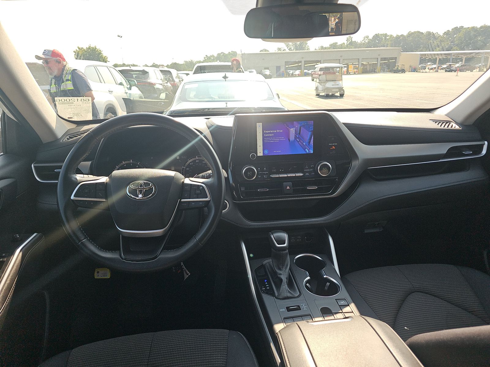 2024 Toyota Highlander LE AWD