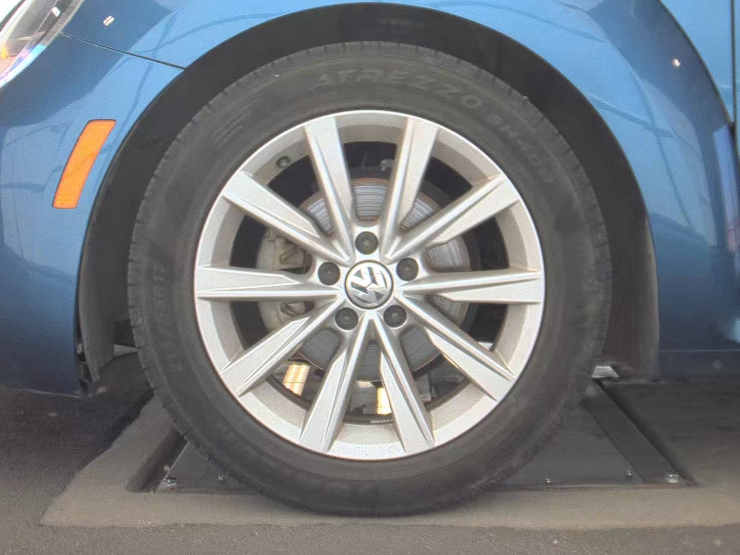 2018 Volkswagen Beetle 2.0T S FWD