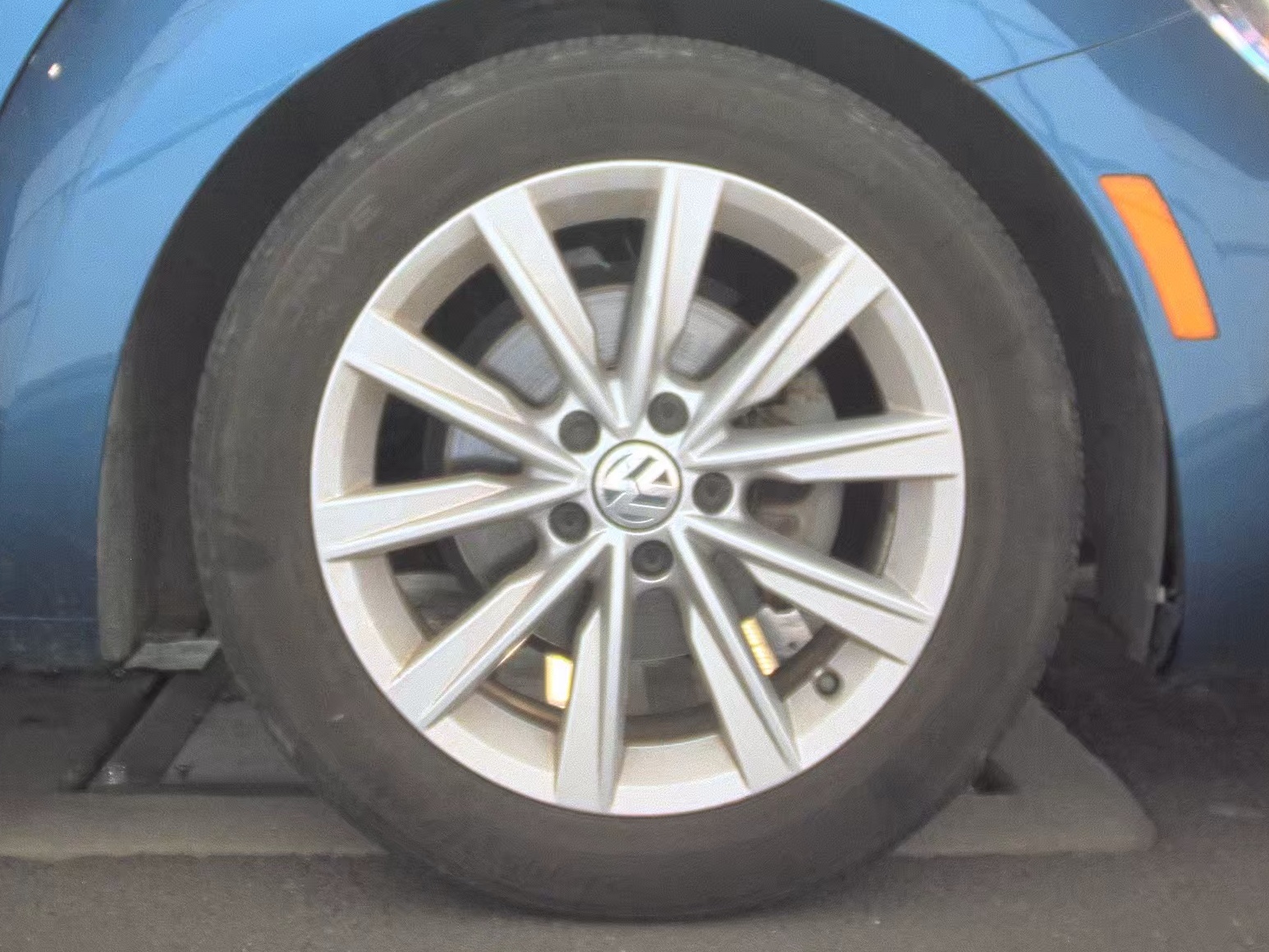 2018 Volkswagen Beetle 2.0T S FWD