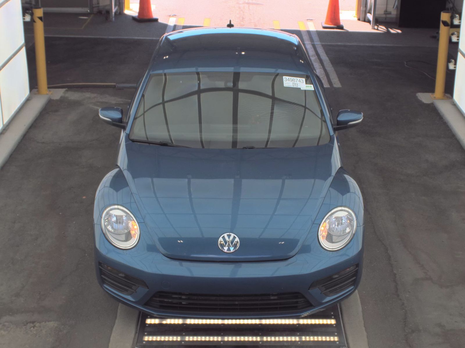 2018 Volkswagen Beetle 2.0T S FWD
