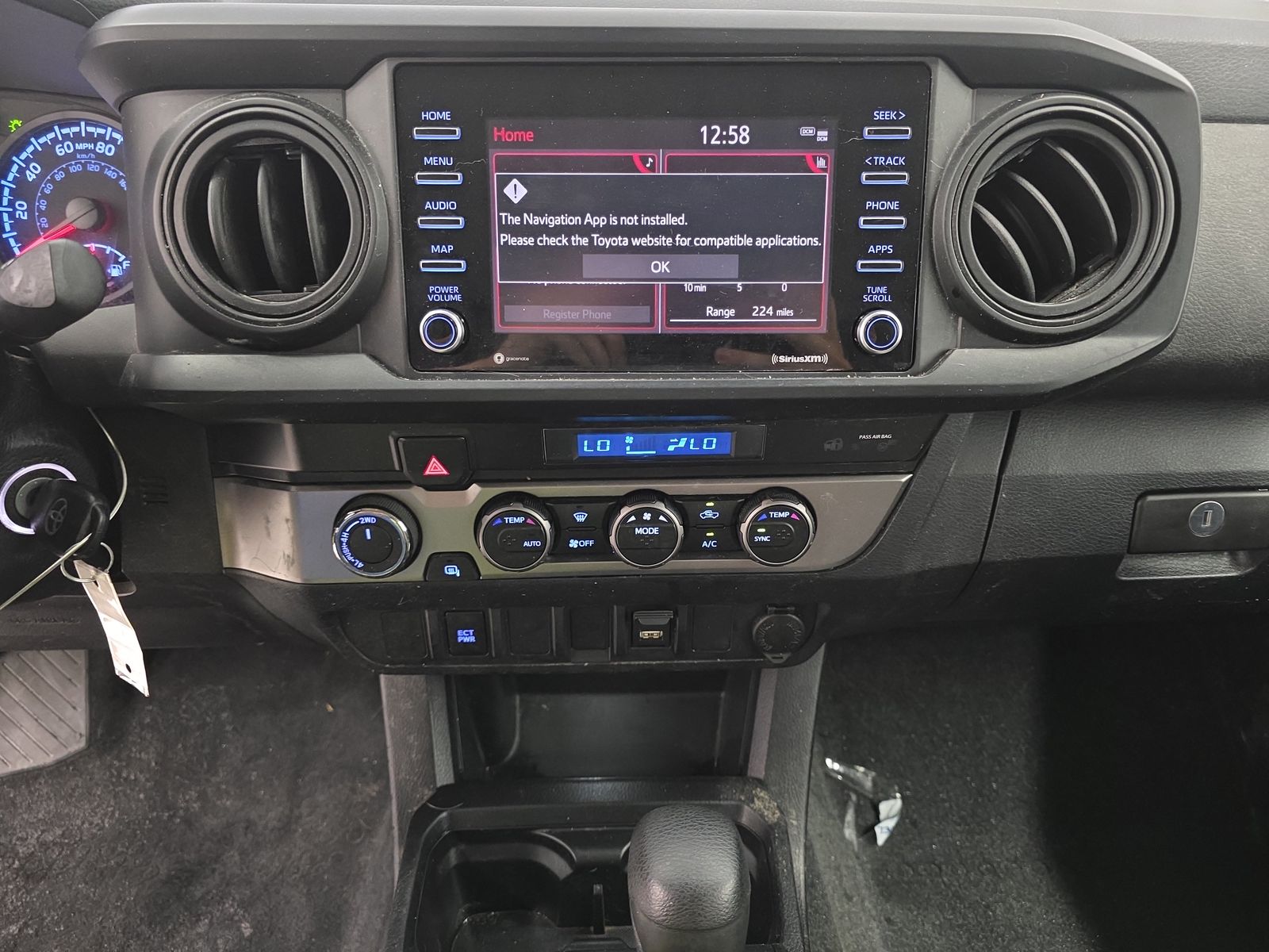 2022 Toyota Tacoma SR AWD