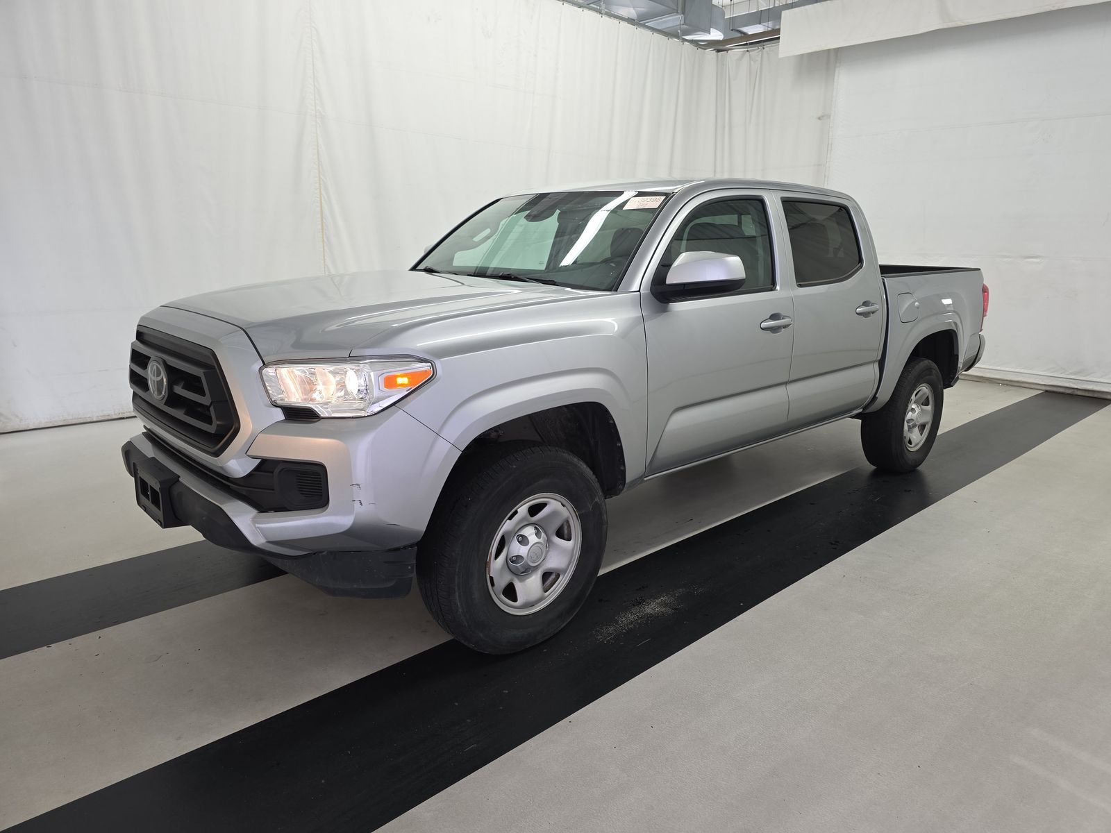 2022 Toyota Tacoma SR AWD