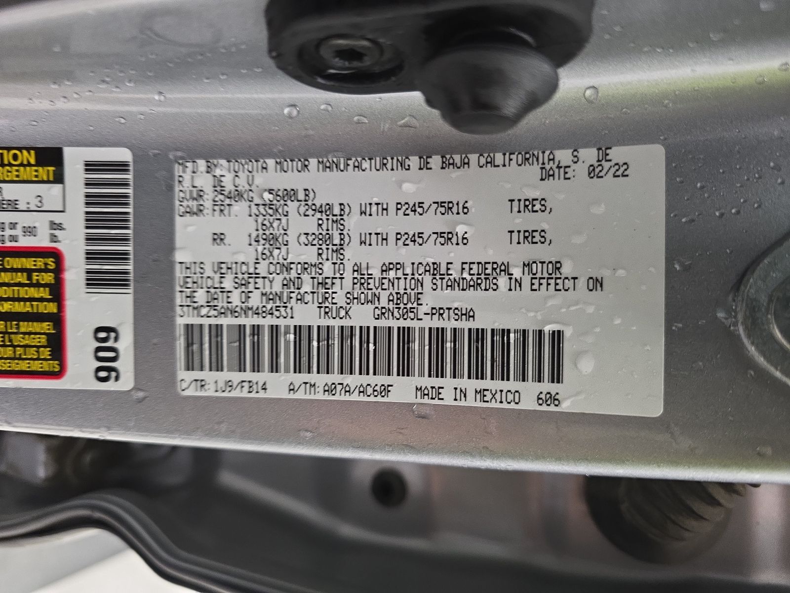 2022 Toyota Tacoma SR AWD