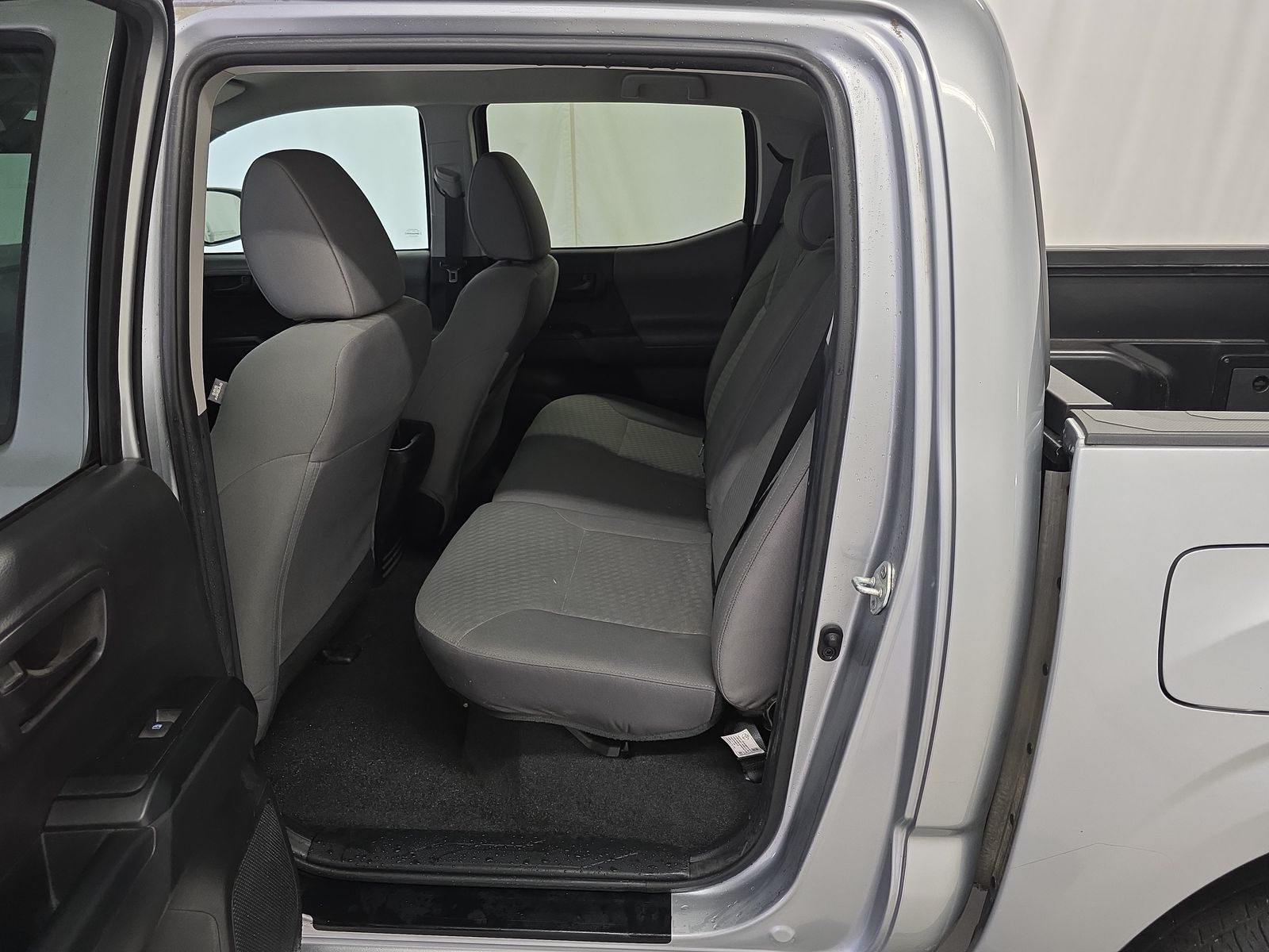 2022 Toyota Tacoma SR AWD