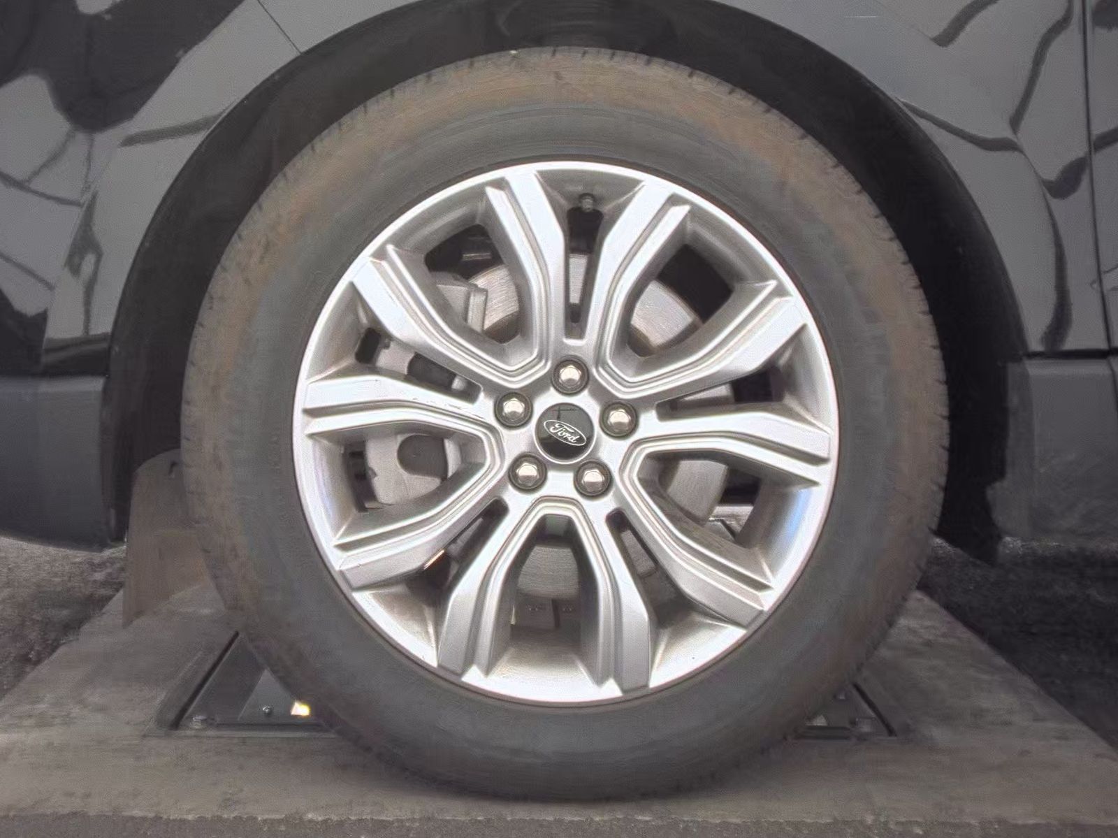 2024 Ford Edge Titanium AWD